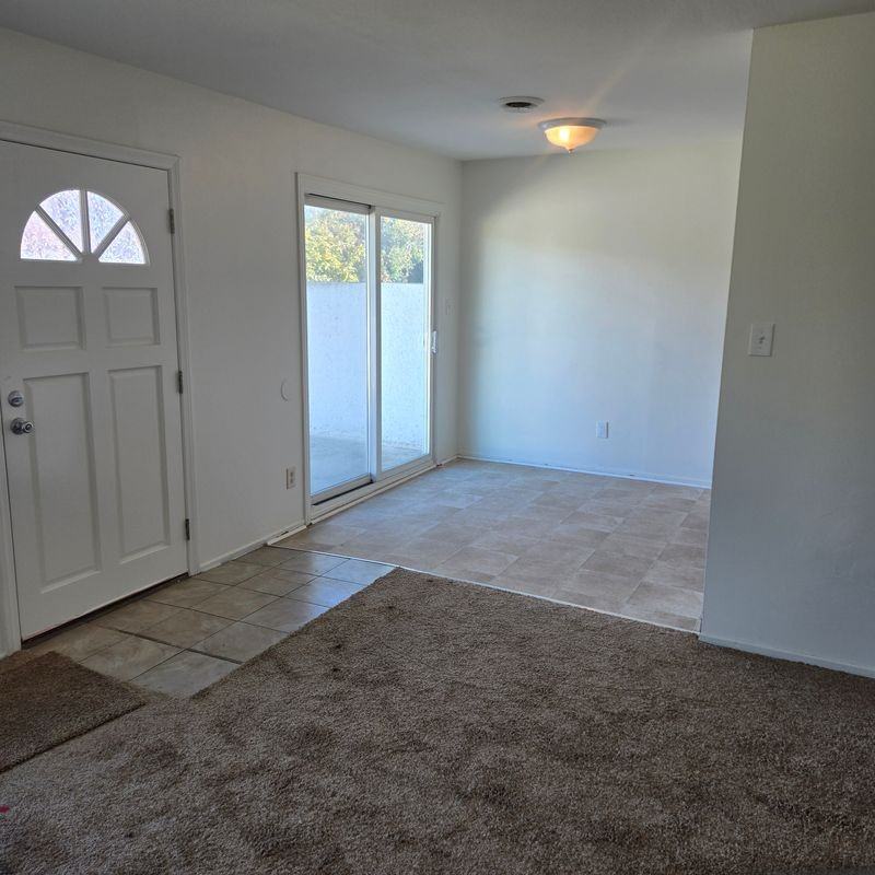 2613 Andover Ave - Photo 7 of 11