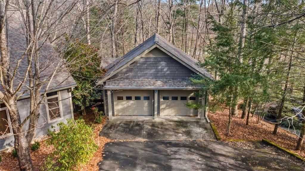 339 Willow Ter - Photo 3 of 45