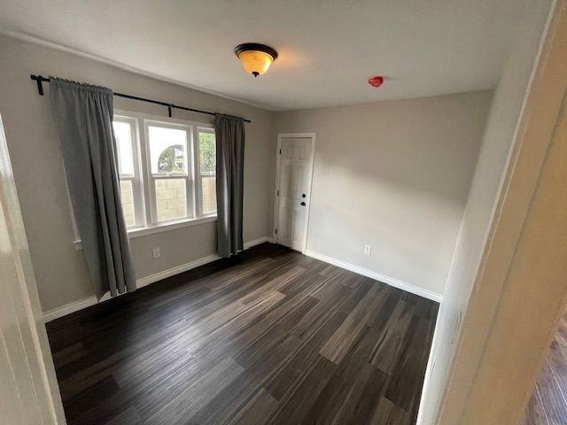 1407 S Ross St - Photo 5 of 7