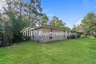 1906 Driftwood Dr - Photo 1 of 1