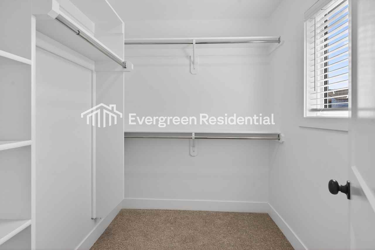 7021 Nw 82nd Ter - Photo 5 of 26