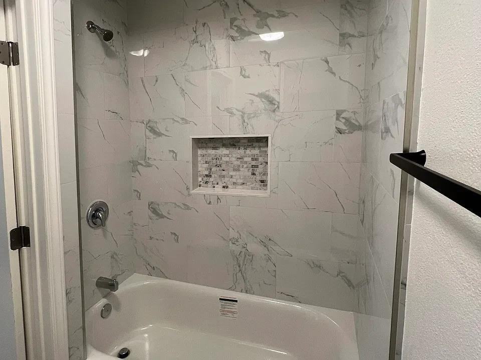 1823 Gardenia Ave - Photo 7 of 10