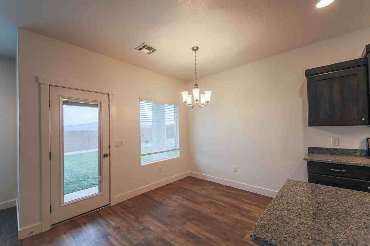 3127 East 2840 South - Photo 4 of 23