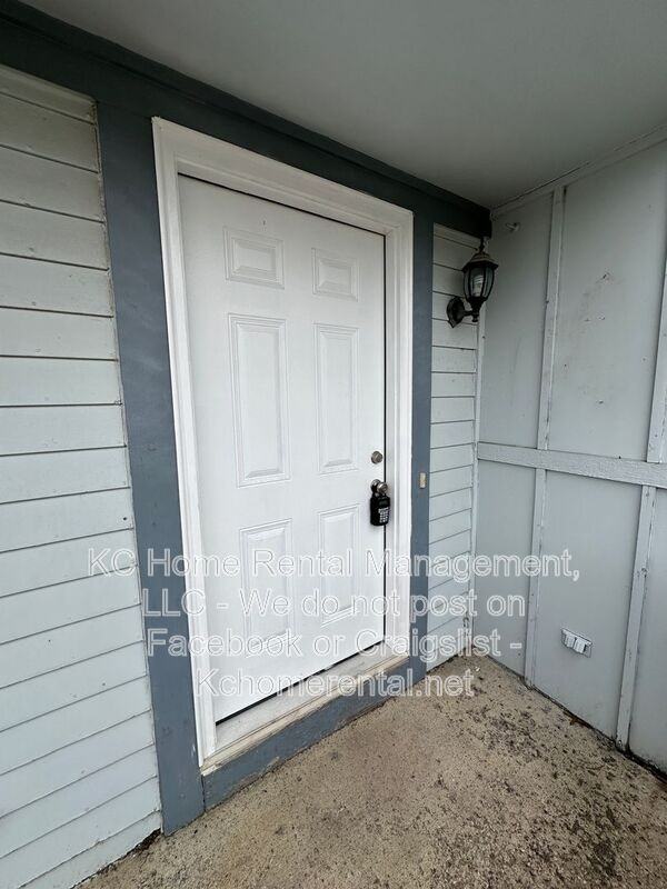 1259 N Petzold Dr #B - Photo 3 of 27