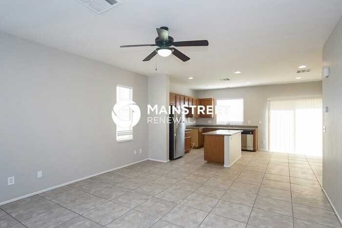 4052 Oliver Sagebrush Dr - Photo 6 of 17