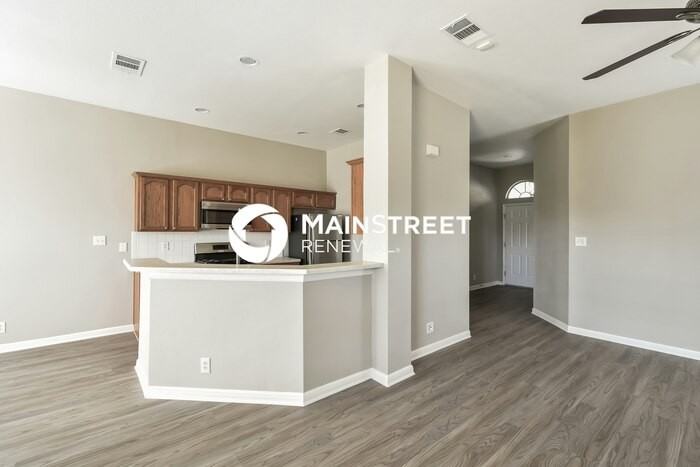 8514 Whitebrush - Photo 7 of 16