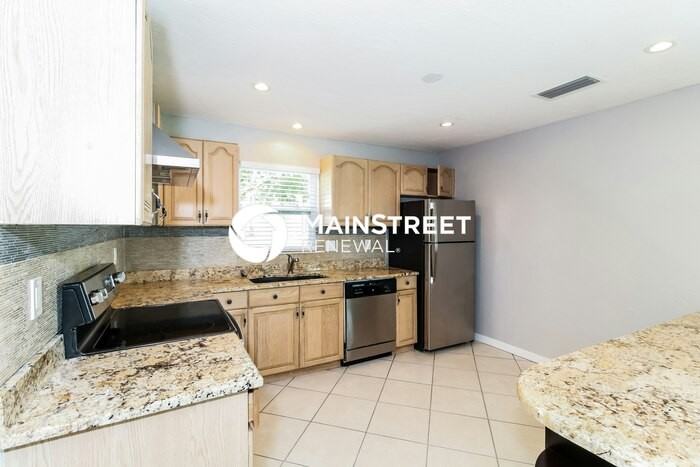 4036 Waikiki Dr - Photo 7 of 16