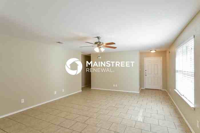 6027 Kensinger Pass - Photo 4 of 16