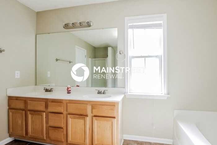 6001 Thicketty Pkwy - Photo 7 of 17