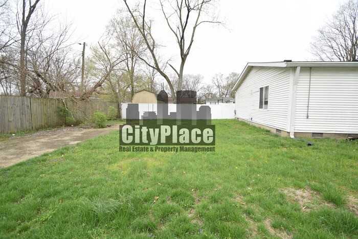 2841 W Ray St - Photo 5 of 26