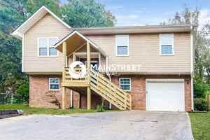 featured image of 5796 Dug Hollow Rd