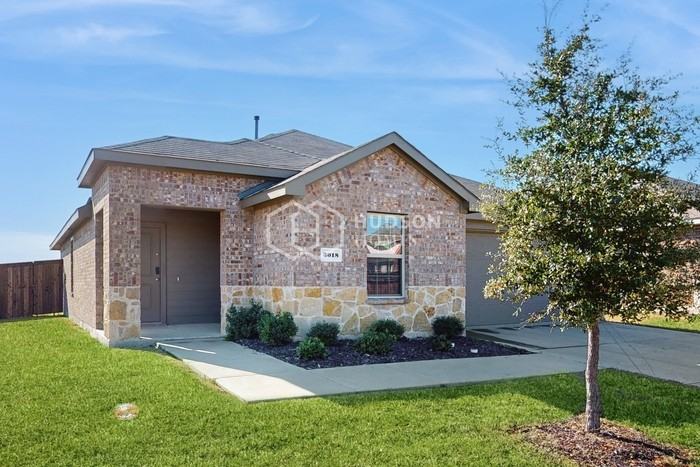 3018 Sweetwater Trl - Photo 2 of 25