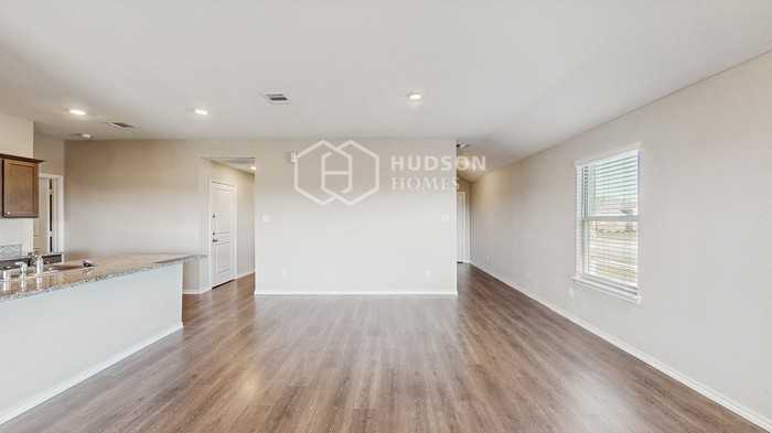 3018 Sweetwater Trl - Photo 7 of 25