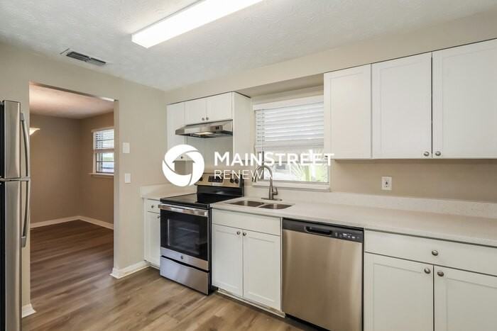 495 Sigsbee Rd - Photo 7 of 16