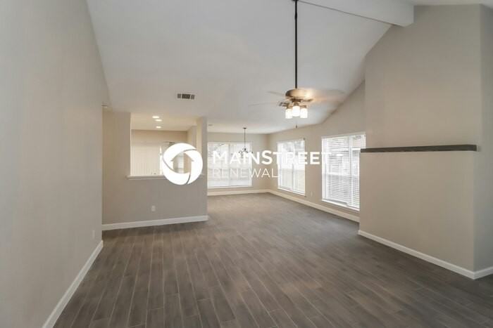 8328 Ohara Ln - Photo 5 of 17