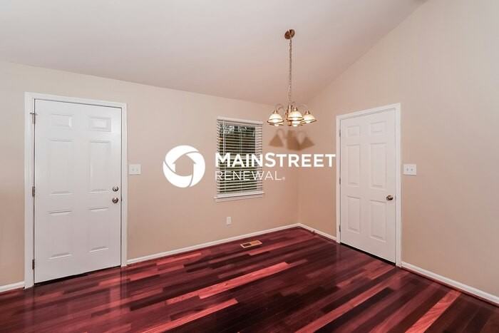 2505 Galloway Dr - Photo 4 of 16