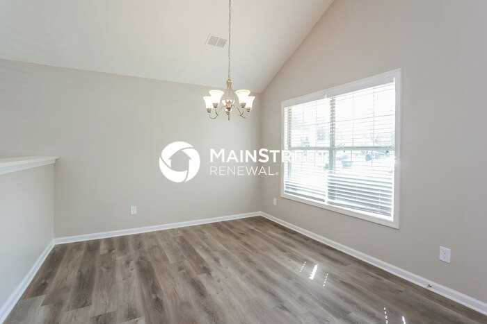 5222 Alexander St - Photo 7 of 16