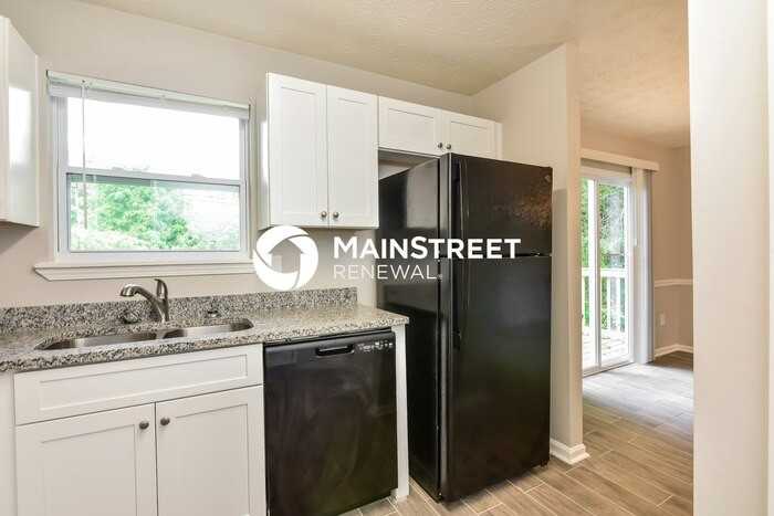 325 Morris Ct Se - Photo 6 of 17