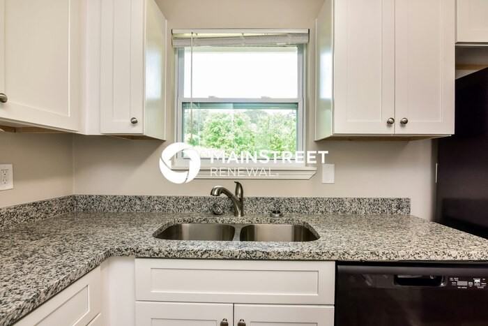 325 Morris Ct Se - Photo 7 of 17