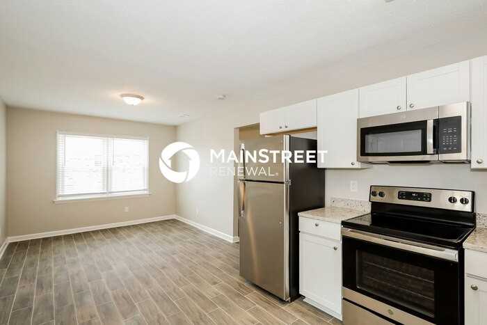 8013 Hemby Wood Dr - Photo 7 of 15