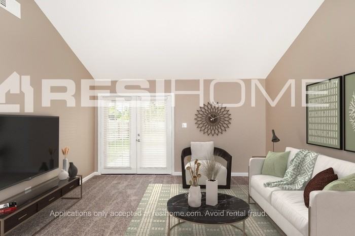 1041 Georgetown Ln - Photo 6 of 18