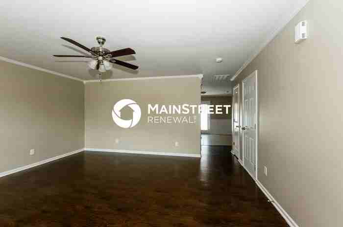 5523 Lee Marie Ln - Photo 4 of 17