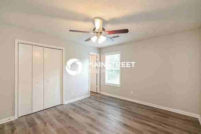 2807 Cherokee Cv - Photo 7 of 17