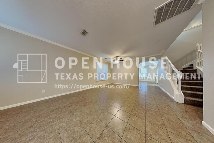 21415 Flower Valley Cir - Photo 7 of 22