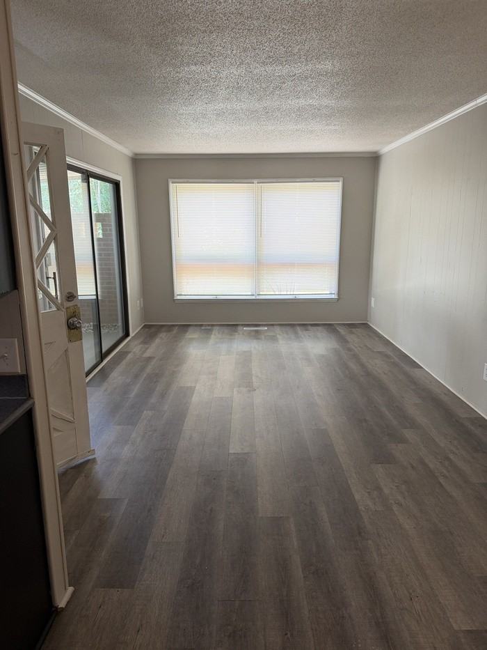 230 S Link Ave #230 - Photo 3 of 11