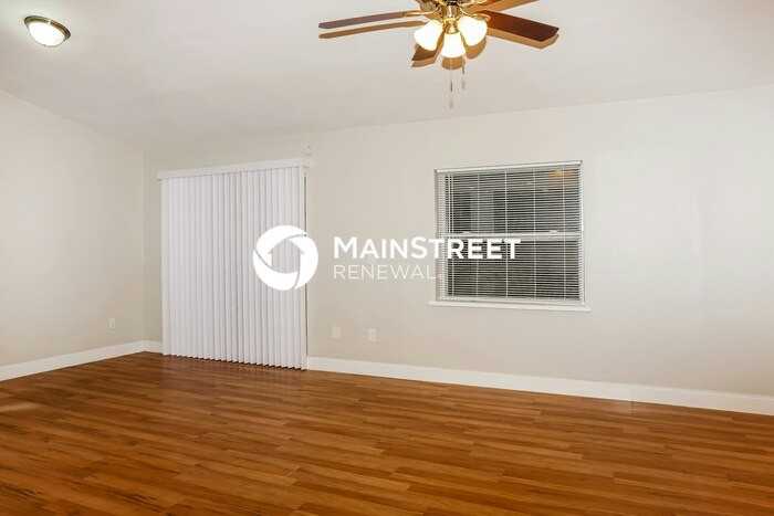 2036 Walsh Ave Se - Photo 4 of 16