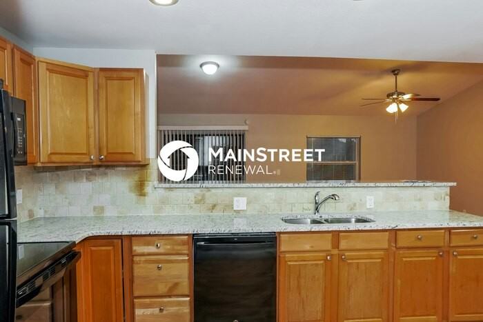 2036 Walsh Ave Se - Photo 7 of 16