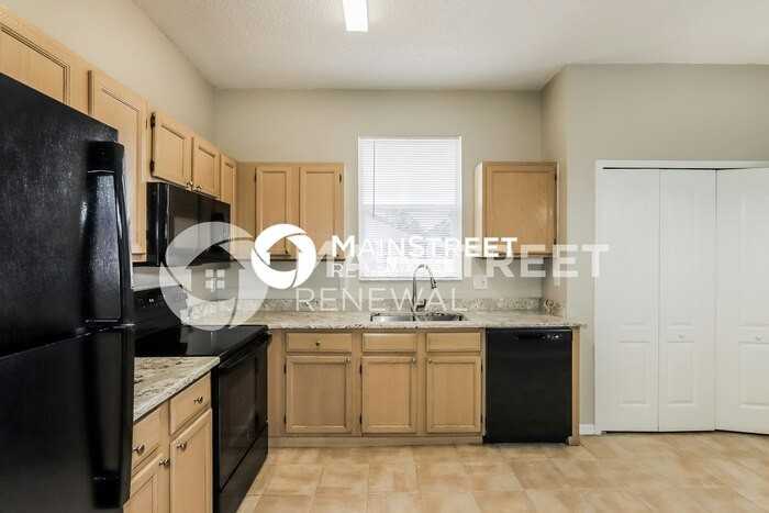 918 Grand Canyon Dr - Photo 7 of 16