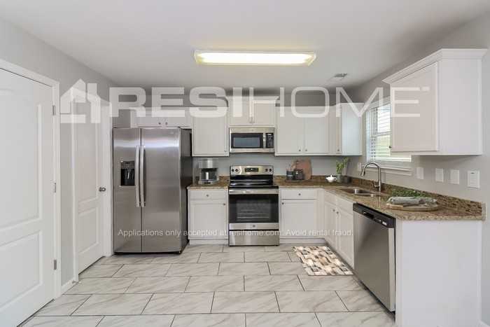 7811 Bell Tower Ln - Photo 2 of 16