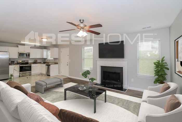 7811 Bell Tower Ln - Photo 3 of 16