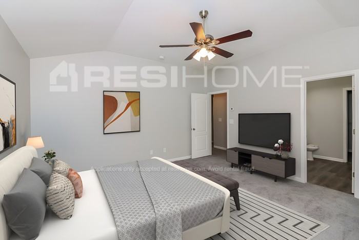 7811 Bell Tower Ln - Photo 6 of 16