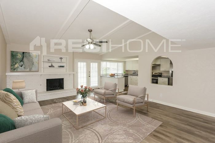 7313 Blackwillow Ln - Photo 4 of 17