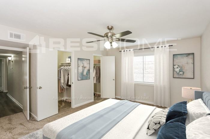 7313 Blackwillow Ln - Photo 7 of 17