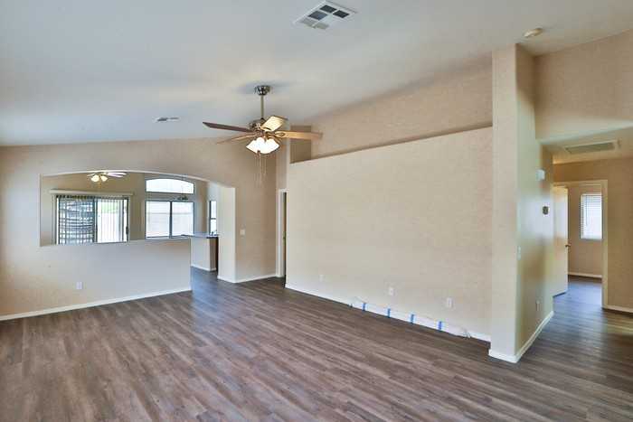 14919 N 149th Dr - Photo 4 of 26