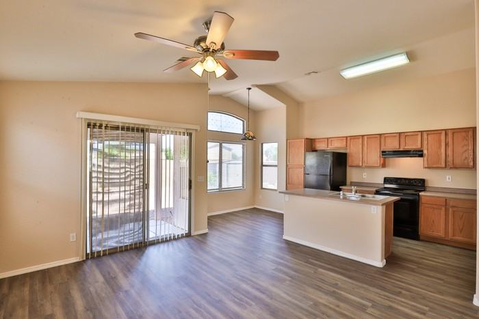 14919 N 149th Dr - Photo 6 of 26