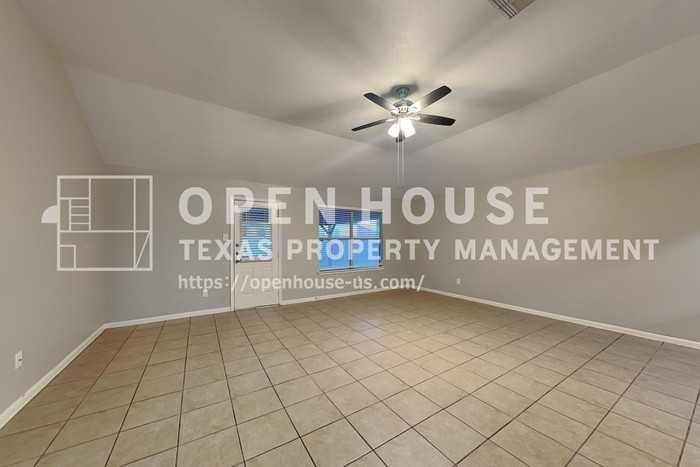 21802 Silent Jasmin Ct - Photo 4 of 20