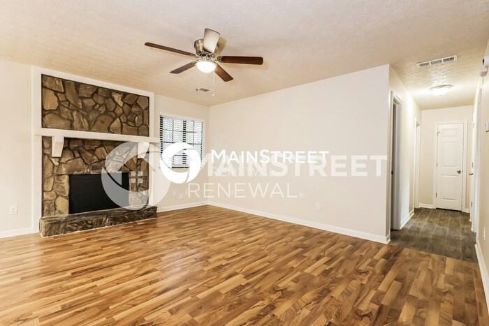 9395 Forest Knoll Dr - Photo 3 of 15