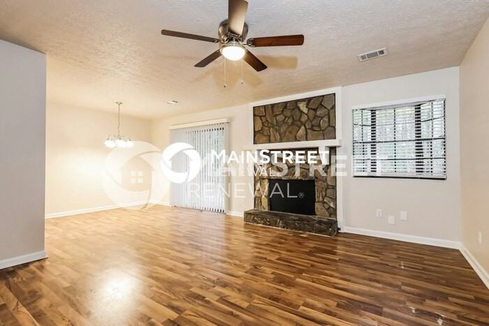 9395 Forest Knoll Dr - Photo 5 of 15