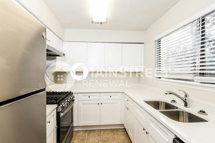 9395 Forest Knoll Dr - Photo 7 of 15