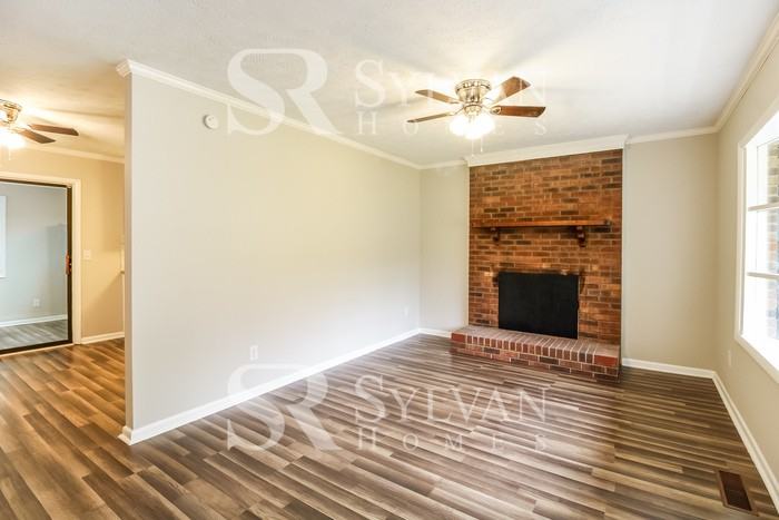 740 Motor Rd - Photo 3 of 15
