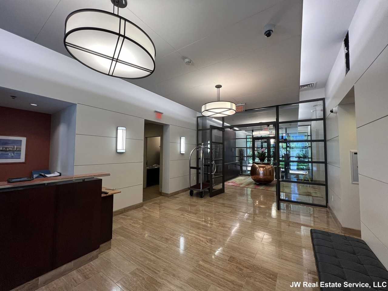 Cambridge St #211 - Photo 5 of 16