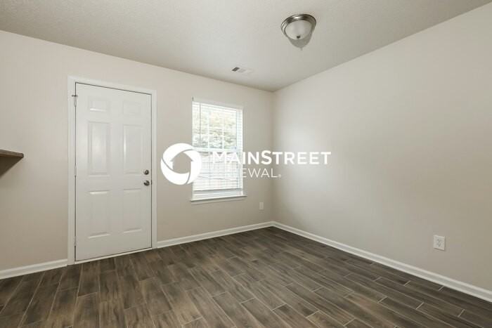 5280 Hanover St - Photo 6 of 17