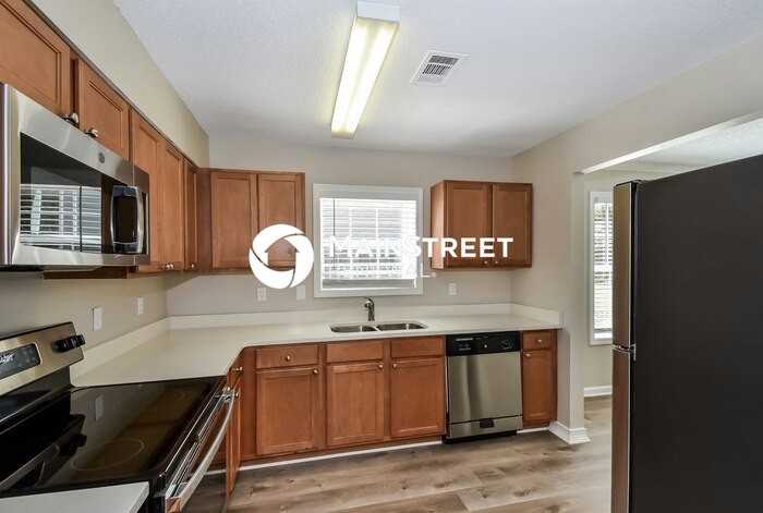 4813 Brookwood Pl - Photo 7 of 17