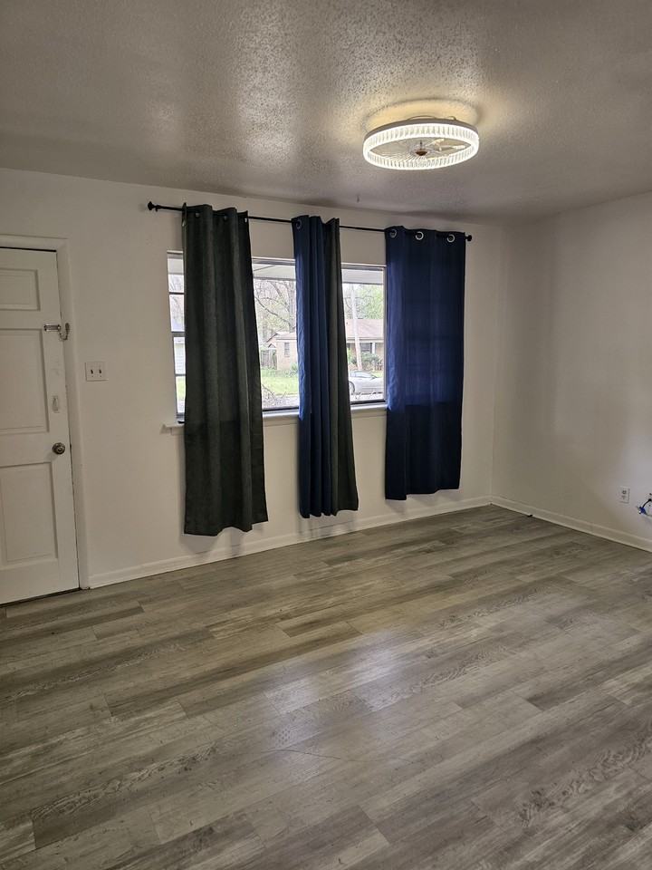 10224 Jana Dr #NA - Photo 4 of 17