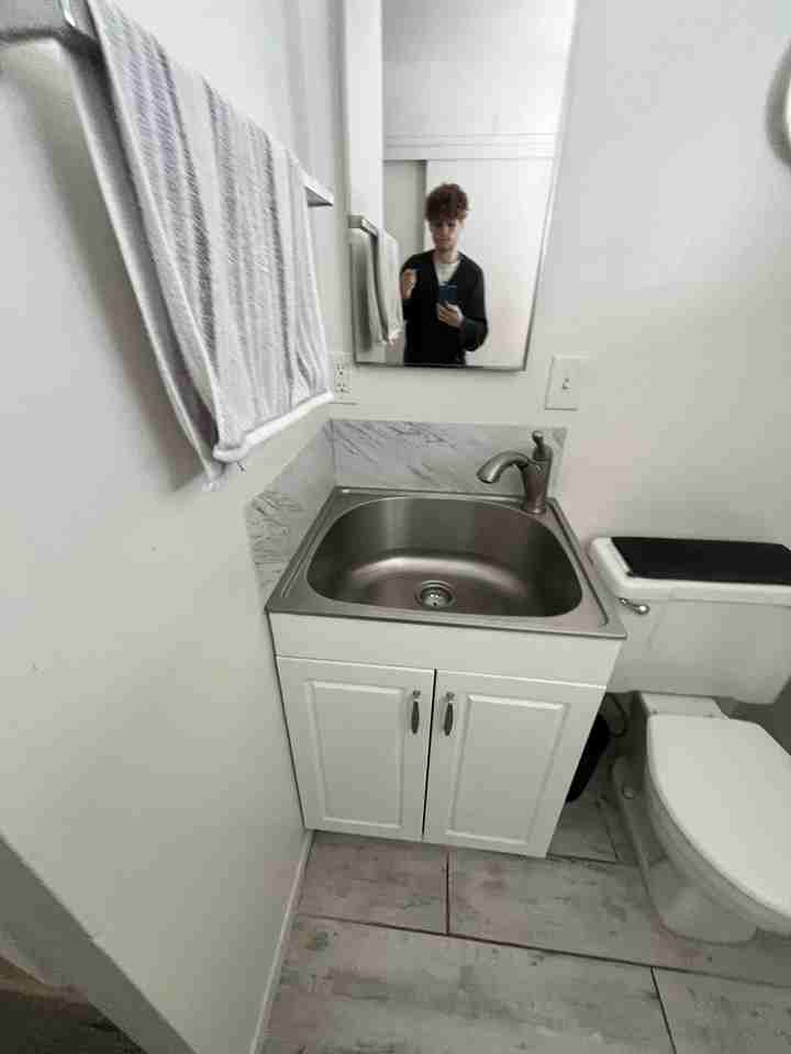 2304 Pacific Dr #1 - Photo 4 of 11