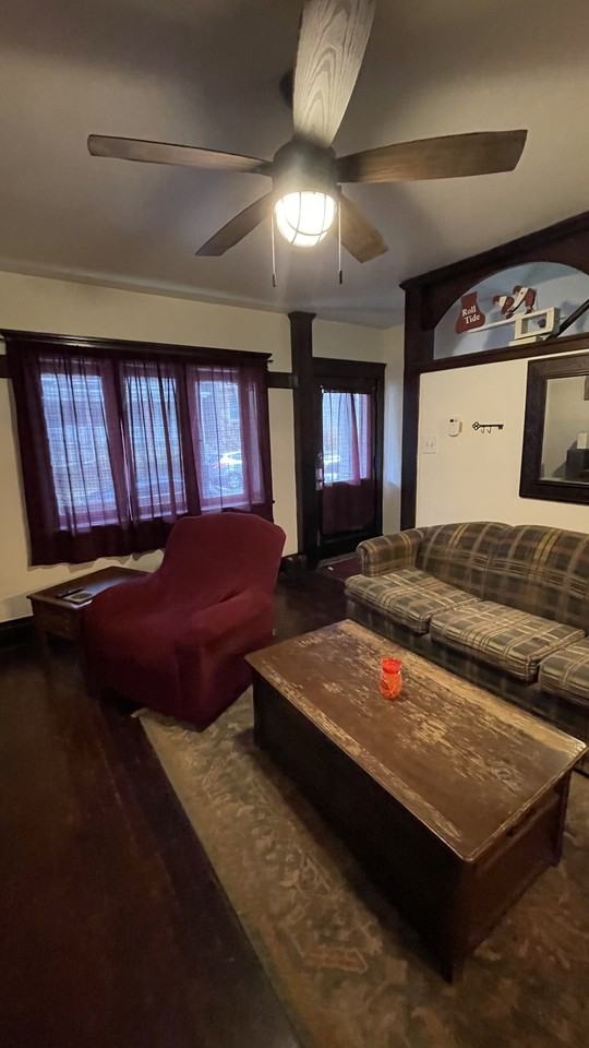 134 S Spring Ave #134 - Photo 4 of 33